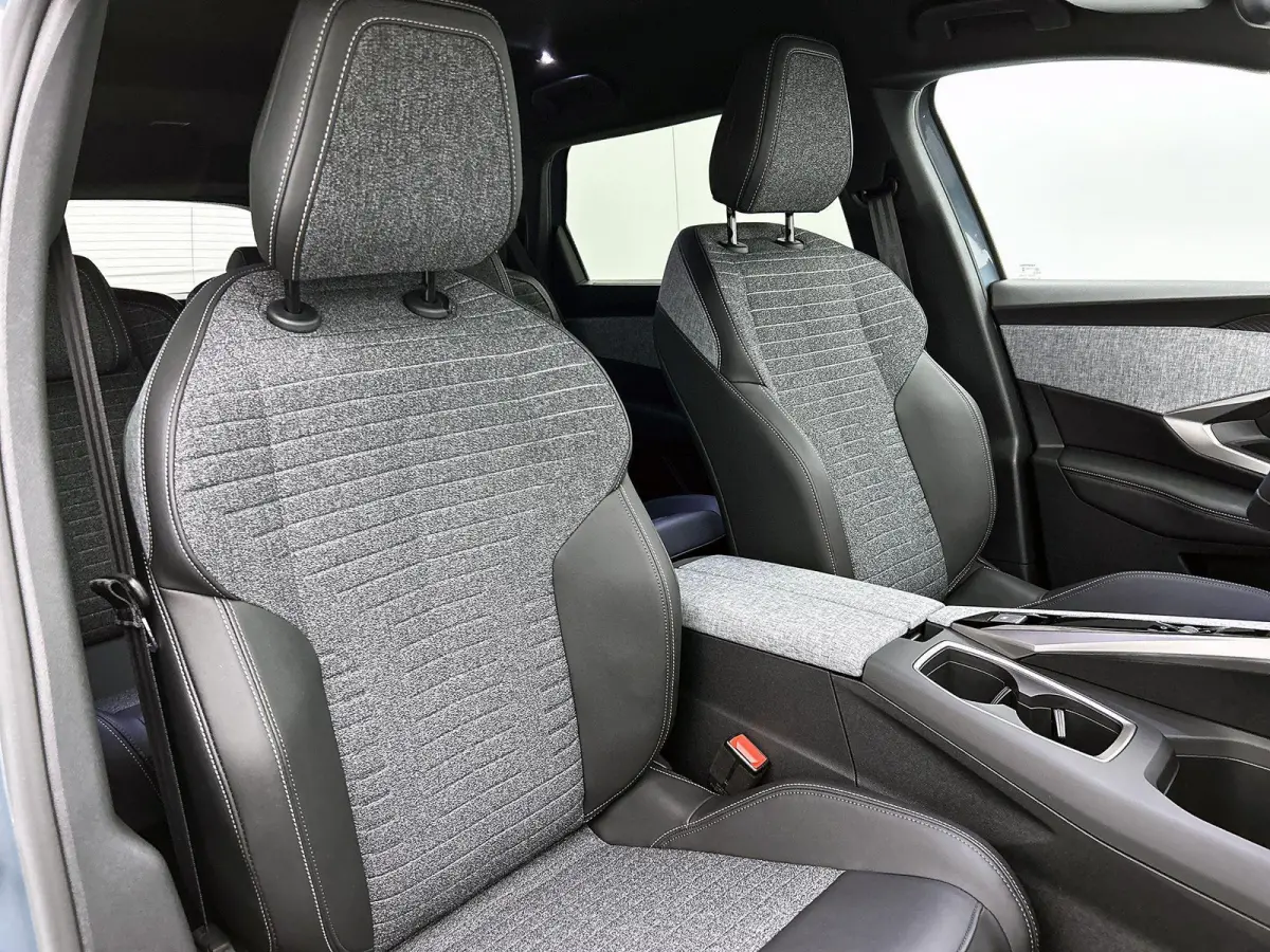 Allure Long Range 97 kWh | Voorraaddeal! | 660km actieradius (WLTP) Navigatie | 360 graden camera | Adaptive cruise control | Climate control | | Comfortstoelen | 7 persoons