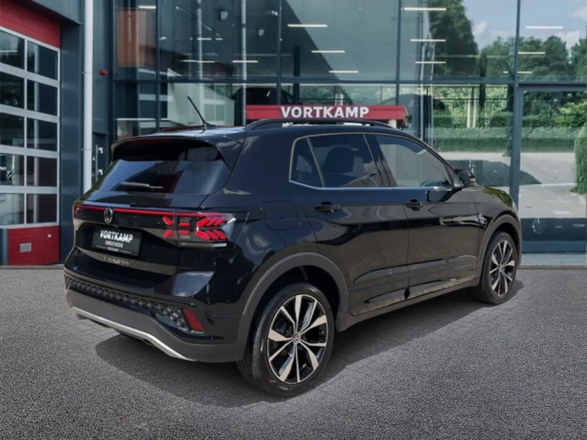 1.0 TSI DSG R-LINE AFN.TREKHAAK/CAMERA/ACC/STOELVERW/CARPLAY