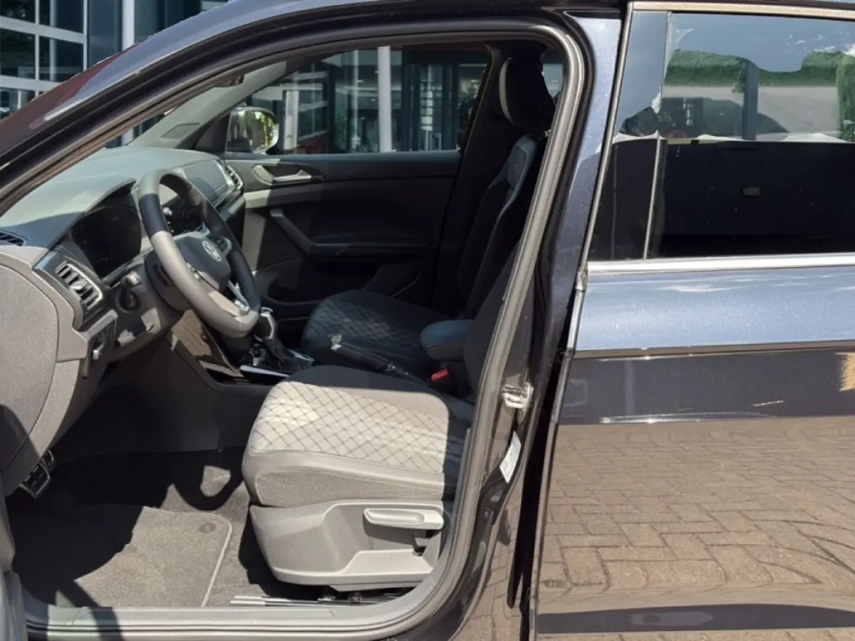 1.0 TSI DSG R-LINE AFN.TREKHAAK/CAMERA/ACC/STOELVERW/CARPLAY