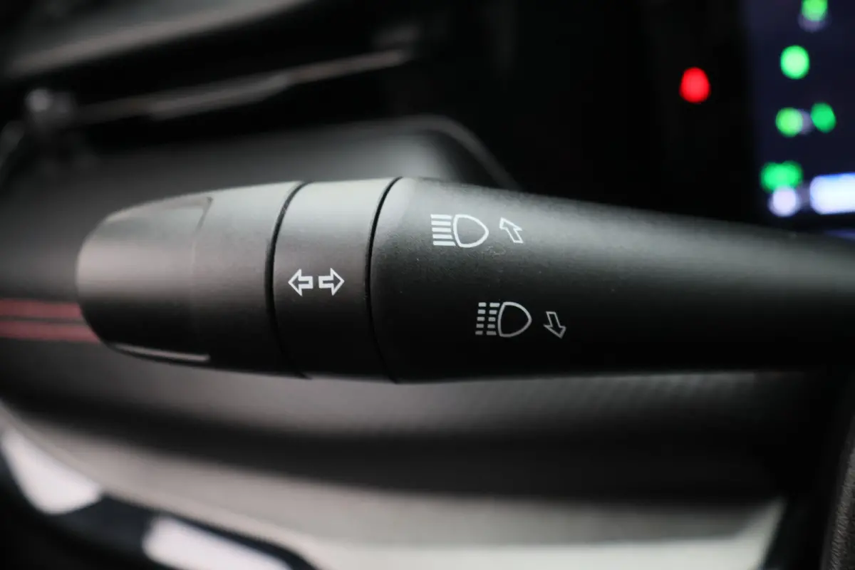 4xe 240 Plug-in Hybrid Trailhawk Panoramadak, Leder/Stof, ACC, Camera, Apple Carplay, Virtual Cockpit, 17''