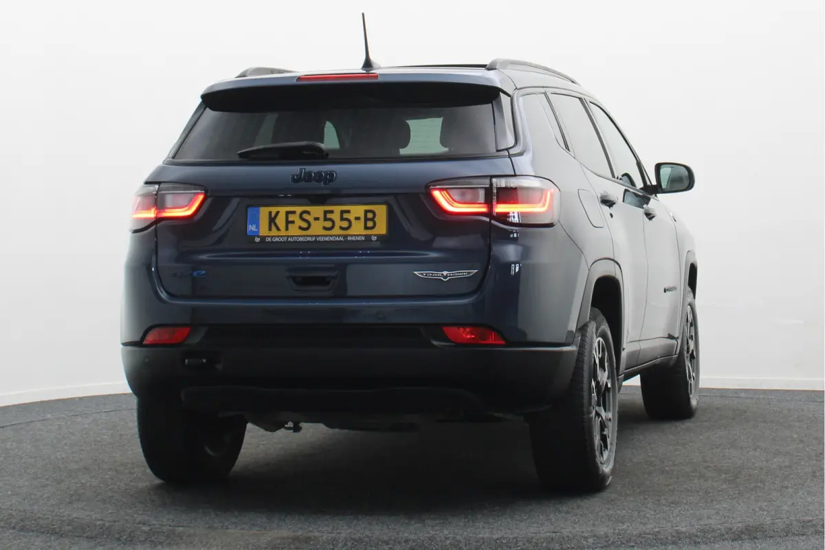 4xe 240 Plug-in Hybrid Trailhawk Panoramadak, Leder/Stof, ACC, Camera, Apple Carplay, Virtual Cockpit, 17''