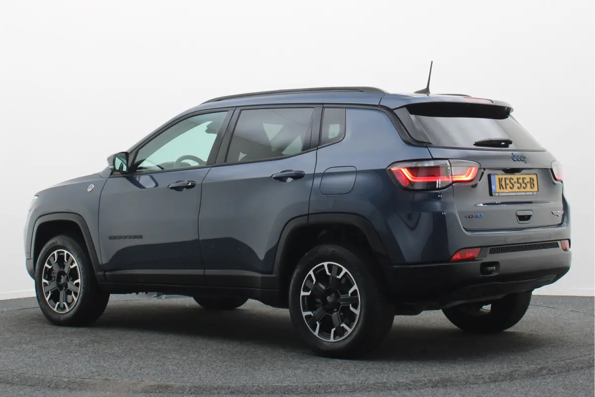 4xe 240 Plug-in Hybrid Trailhawk Panoramadak, Leder/Stof, ACC, Camera, Apple Carplay, Virtual Cockpit, 17''
