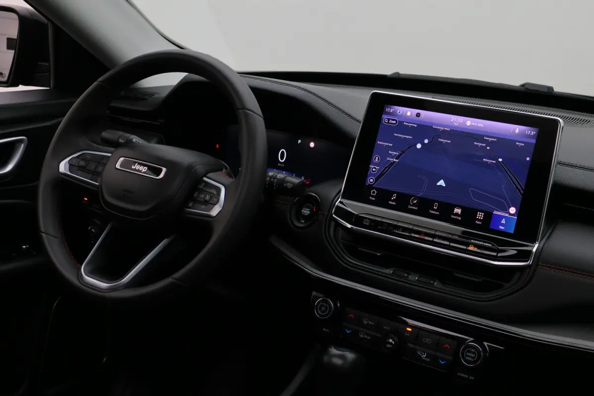 4xe 240 Plug-in Hybrid Trailhawk Panoramadak, Leder/Stof, ACC, Camera, Apple Carplay, Virtual Cockpit, 17''