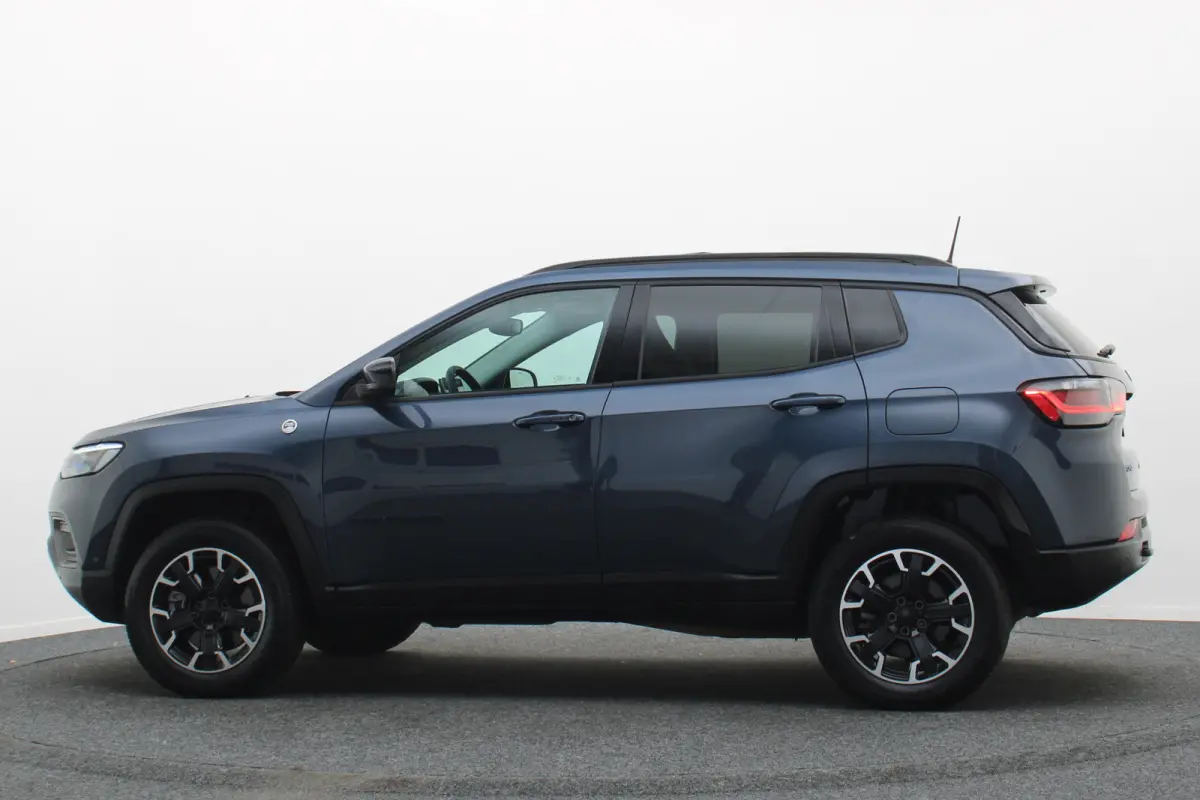 4xe 240 Plug-in Hybrid Trailhawk Panoramadak, Leder/Stof, ACC, Camera, Apple Carplay, Virtual Cockpit, 17''