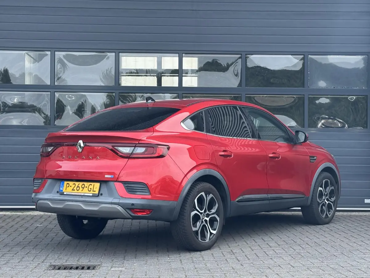 1.6 E-TECH HYBRID 145 INTENS I AUTOMAAT I WINTERPAKKET I P-CAMERA