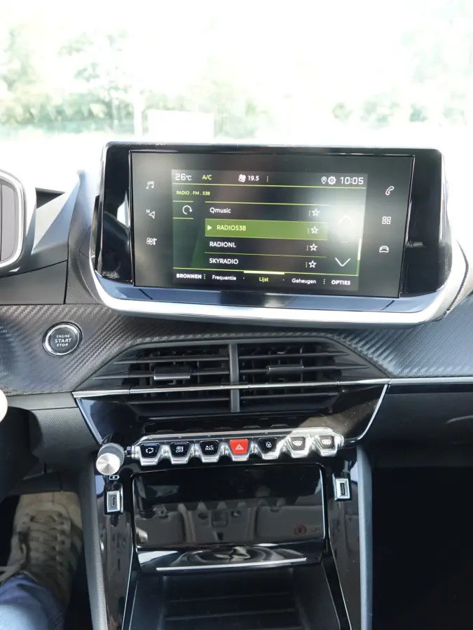 1.2 PureTech 100PK Allure CARPLAY | CAMERA | LMV | CRUISE | DB-RIEM VV