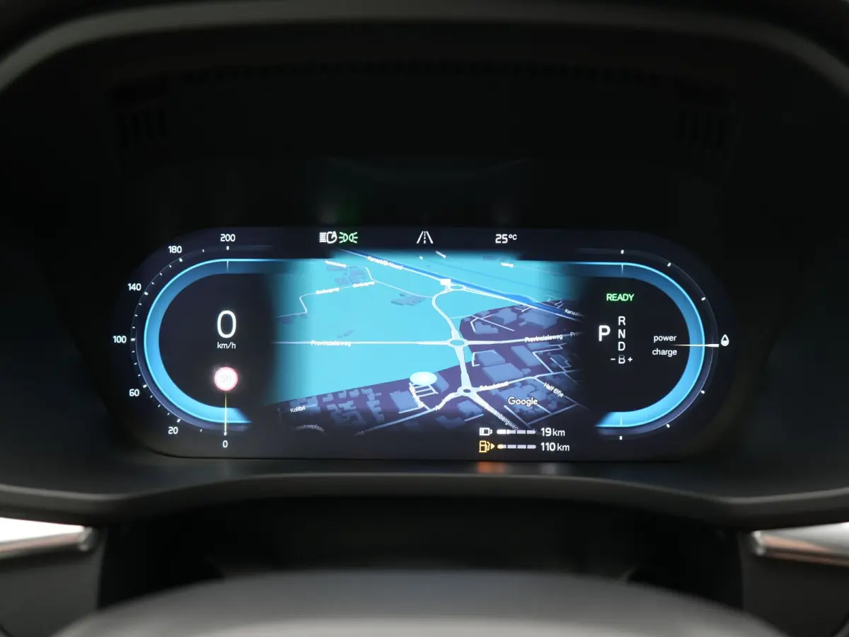T6 AWD Plus Bright LONG RANGE PHEV 350pk Dealer O.H. | Trekhaak Af Fabriek | Panodak | Adaptive Cruise | Camera | Lederen Sportstoelen Memory & Verwarmd | Keyless | Blis | Stuur Verwarmd | G