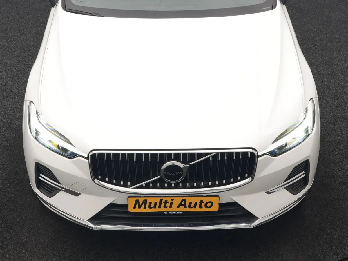 T6 AWD Plus Bright LONG RANGE PHEV 350pk Dealer O.H. | Trekhaak Af Fabriek | Panodak | Adaptive Cruise | Camera | Lederen Sportstoelen Memory & Verwarmd | Keyless | Blis | Stuur Verwarmd | G