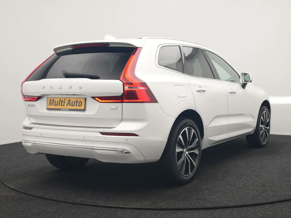 T6 AWD Plus Bright LONG RANGE PHEV 350pk Dealer O.H. | Trekhaak Af Fabriek | Panodak | Adaptive Cruise | Camera | Lederen Sportstoelen Memory & Verwarmd | Keyless | Blis | Stuur Verwarmd | G