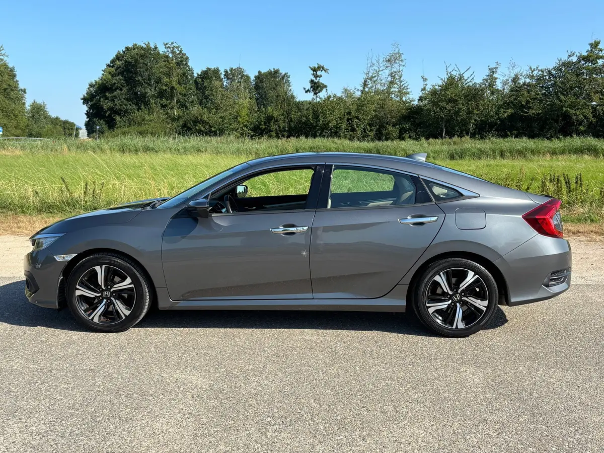 1.5 i-VTEC Executive Aut/Leder/Camera/Schuifdak
