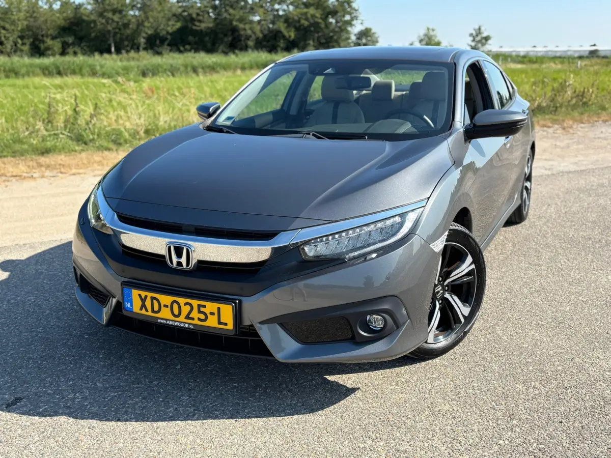 1.5 i-VTEC Executive Aut/Leder/Camera/Schuifdak