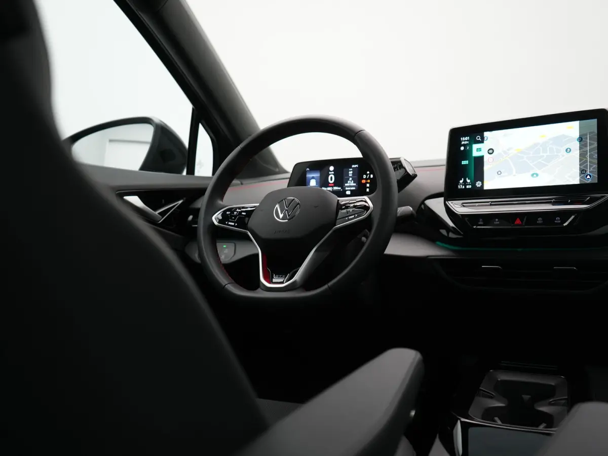 GTX 4Motion 77 kWh 300pk Dealer O.H. | SOH 94,1% | | Trekhaak Af Fabriek | Panodak | Adaptive Cruise | IQ Light | Sportstoelen Verwarmd | Sfeerverlichting | Apple Carplay | Navigatie | DAB |