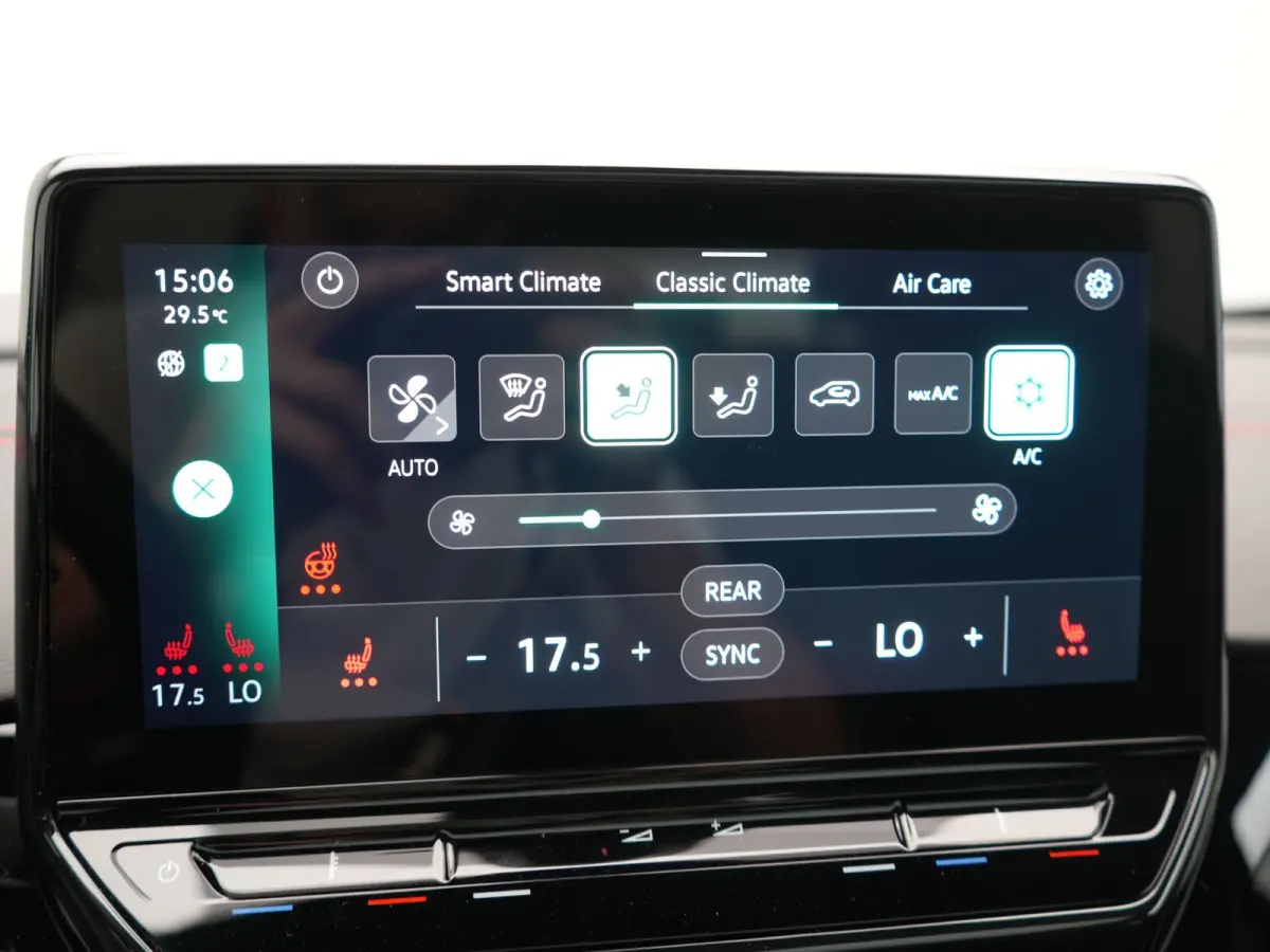 GTX 4Motion 77 kWh 300pk Dealer O.H. | SOH 94,1% | | Trekhaak Af Fabriek | Panodak | Adaptive Cruise | IQ Light | Sportstoelen Verwarmd | Sfeerverlichting | Apple Carplay | Navigatie | DAB |