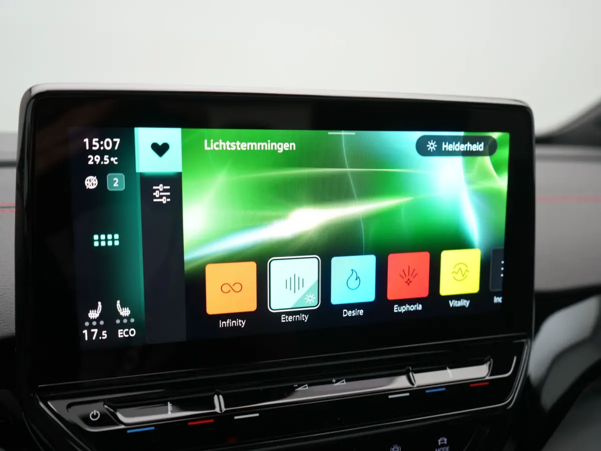 GTX 4Motion 77 kWh 300pk Dealer O.H. | SOH 94,1% | | Trekhaak Af Fabriek | Panodak | Adaptive Cruise | IQ Light | Sportstoelen Verwarmd | Sfeerverlichting | Apple Carplay | Navigatie | DAB |