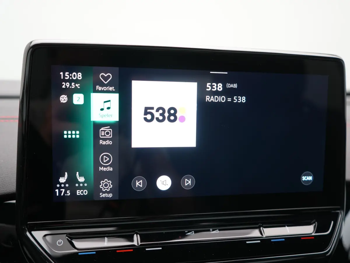 GTX 4Motion 77 kWh 300pk Dealer O.H. | SOH 94,1% | | Trekhaak Af Fabriek | Panodak | Adaptive Cruise | IQ Light | Sportstoelen Verwarmd | Sfeerverlichting | Apple Carplay | Navigatie | DAB |