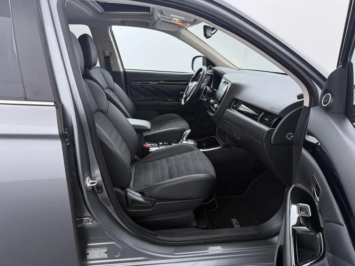 2.4 PHEV Intense+ | Trekhaak | Schuif-/kanteldak |