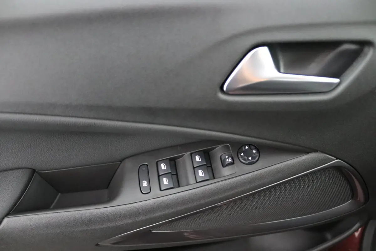 1.2 Turbo Innovation rood