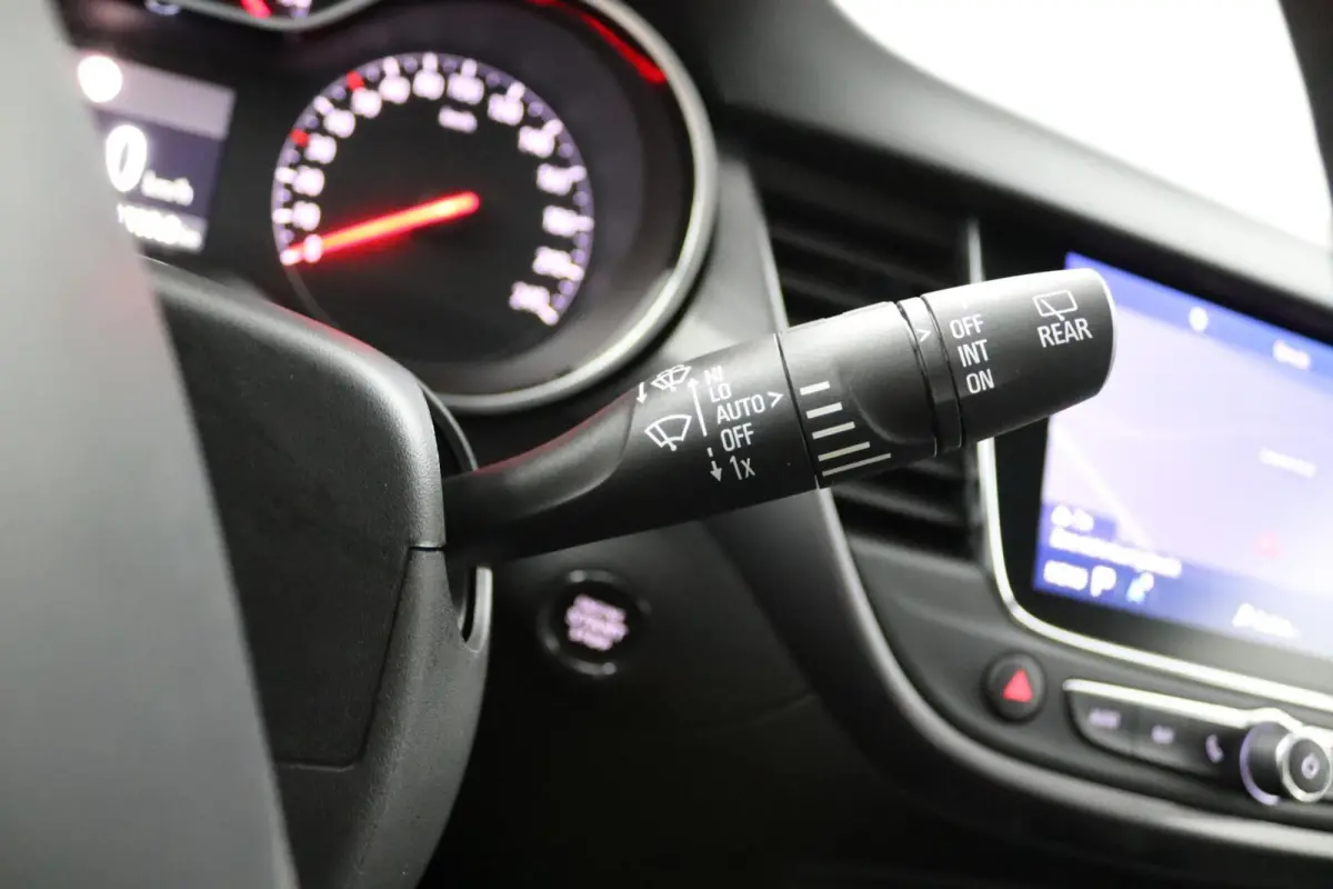 1.2 Turbo Innovation rood