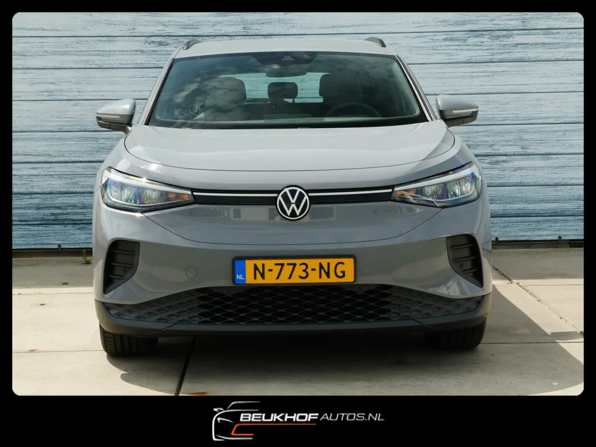 77 kWh Carplay Adapt Cruise Navi Soh 90.5%