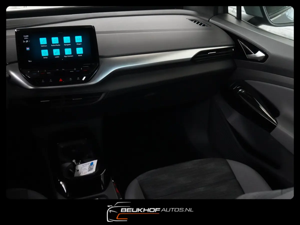 77 kWh Carplay Adapt Cruise Navi Soh 90.5%
