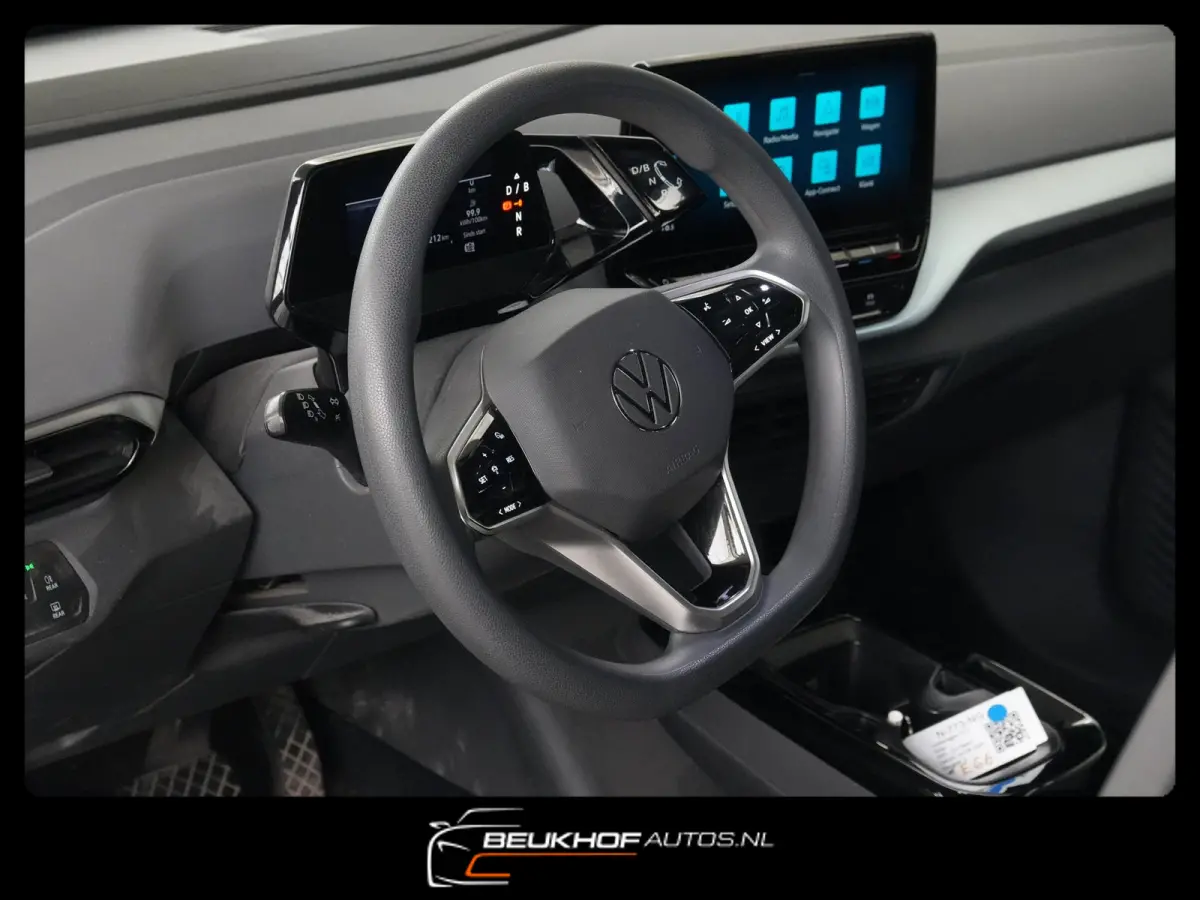 77 kWh Carplay Adapt Cruise Navi Soh 90.5%