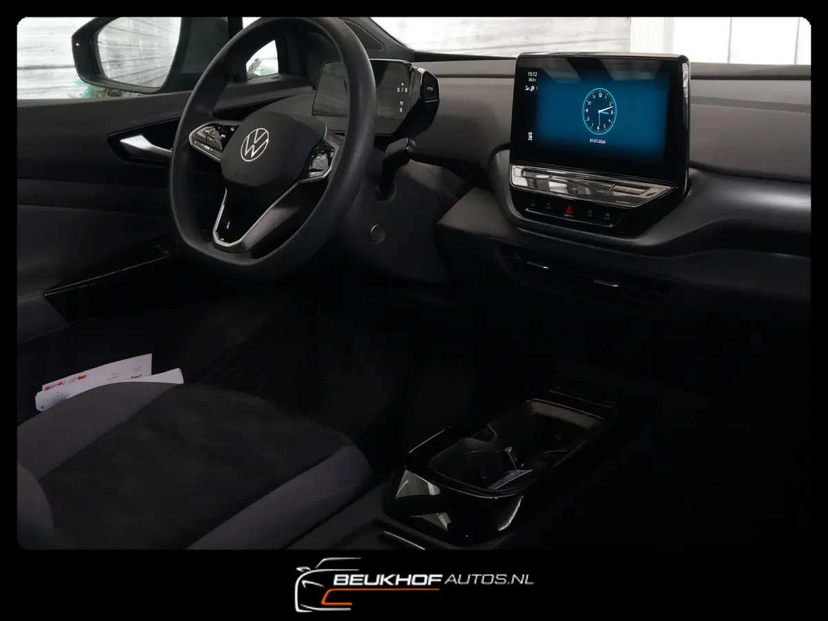 77 kWh Carplay Adapt Cruise Navi Soh 90.5%
