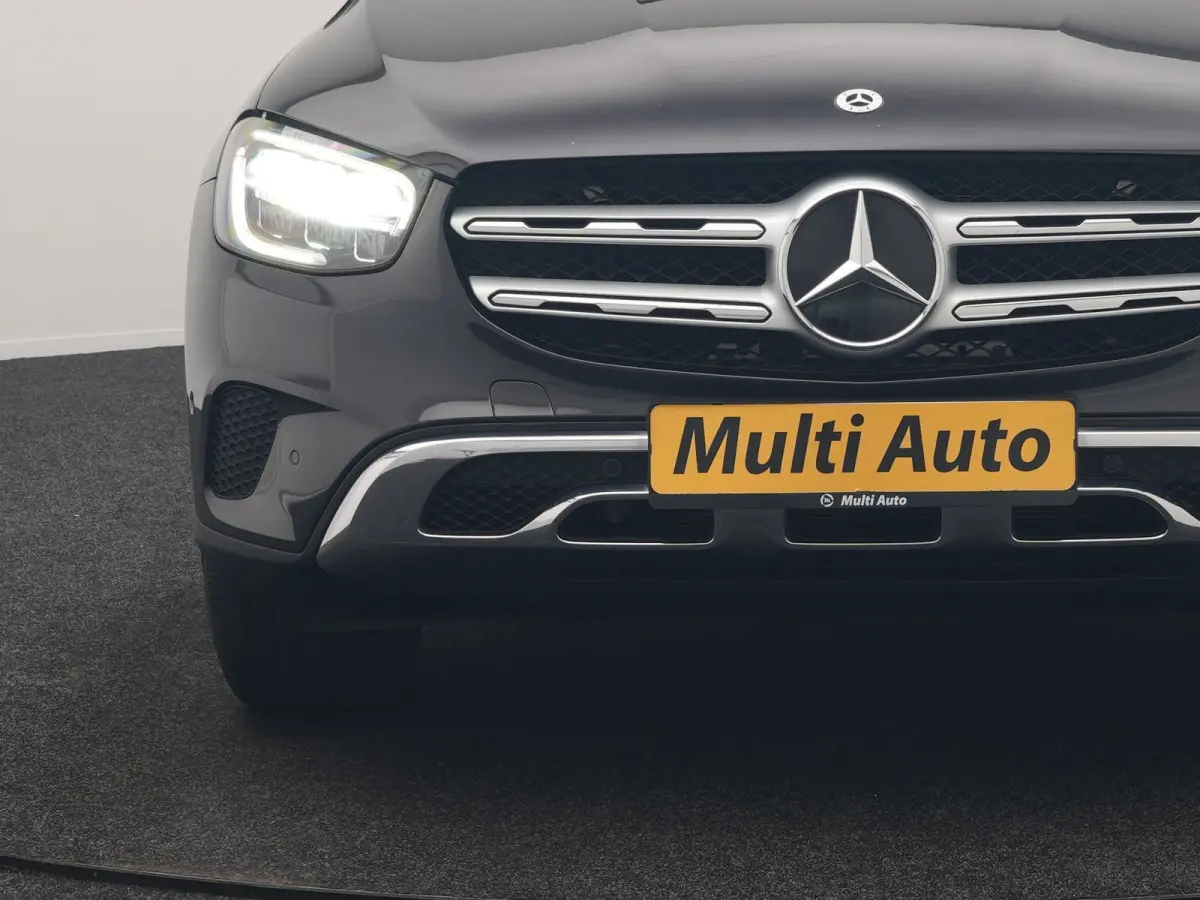 4MATIC Business Solution AMG PHEV 313pk Dealer O.H. | Panodak | Head Up | Camera | Alcantara Sportstoelen Verwarmd | Sfeerverlichting | Keyless | Blis | Apple Carplay | Cruise Control | Navi