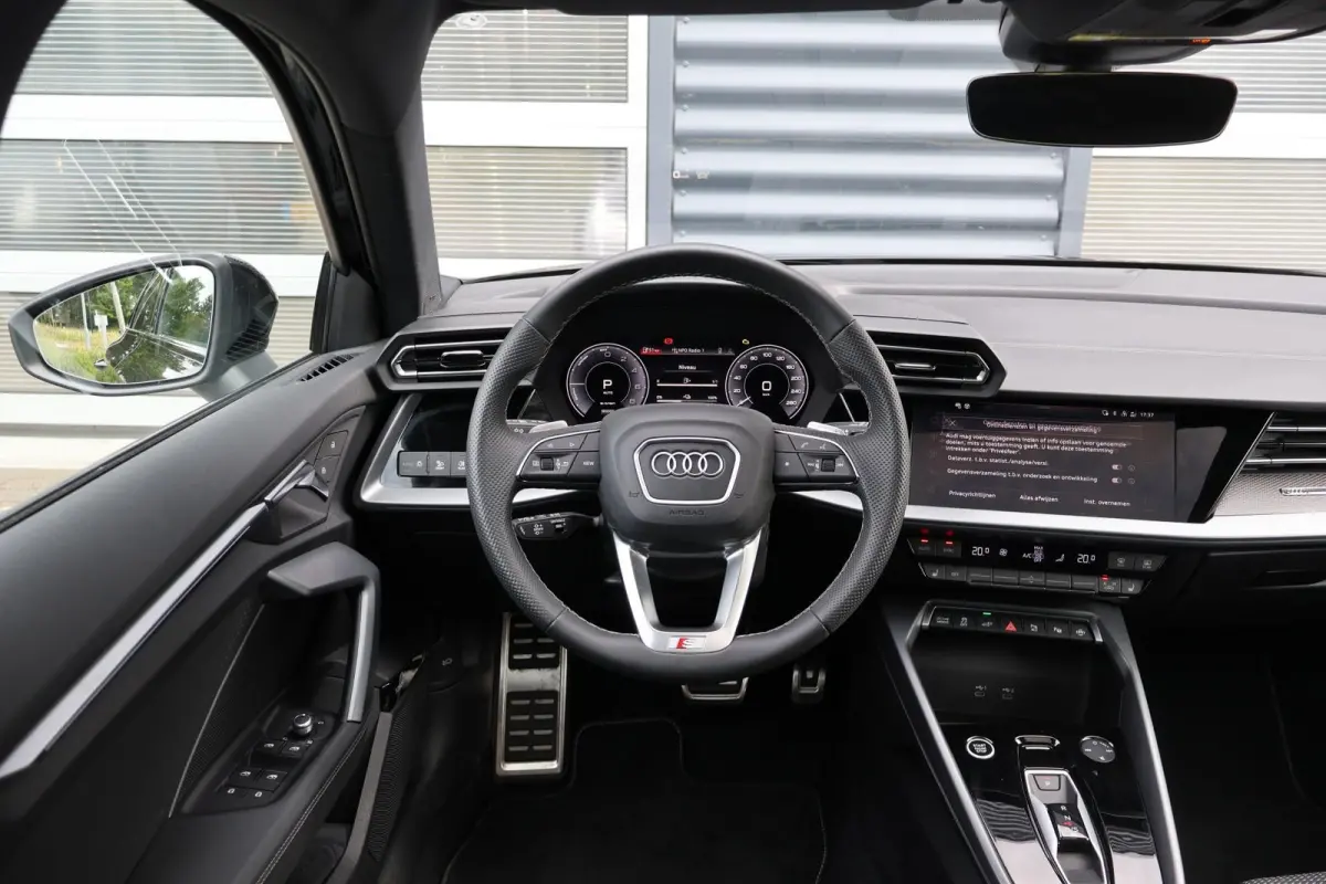 45 TFSIe 272pk S edition Competition | Panoramadak | SoH 100% | SONOS | Head-up Display | Stoelverwarming | Achteruitrijcamera | Dodehoek sensor