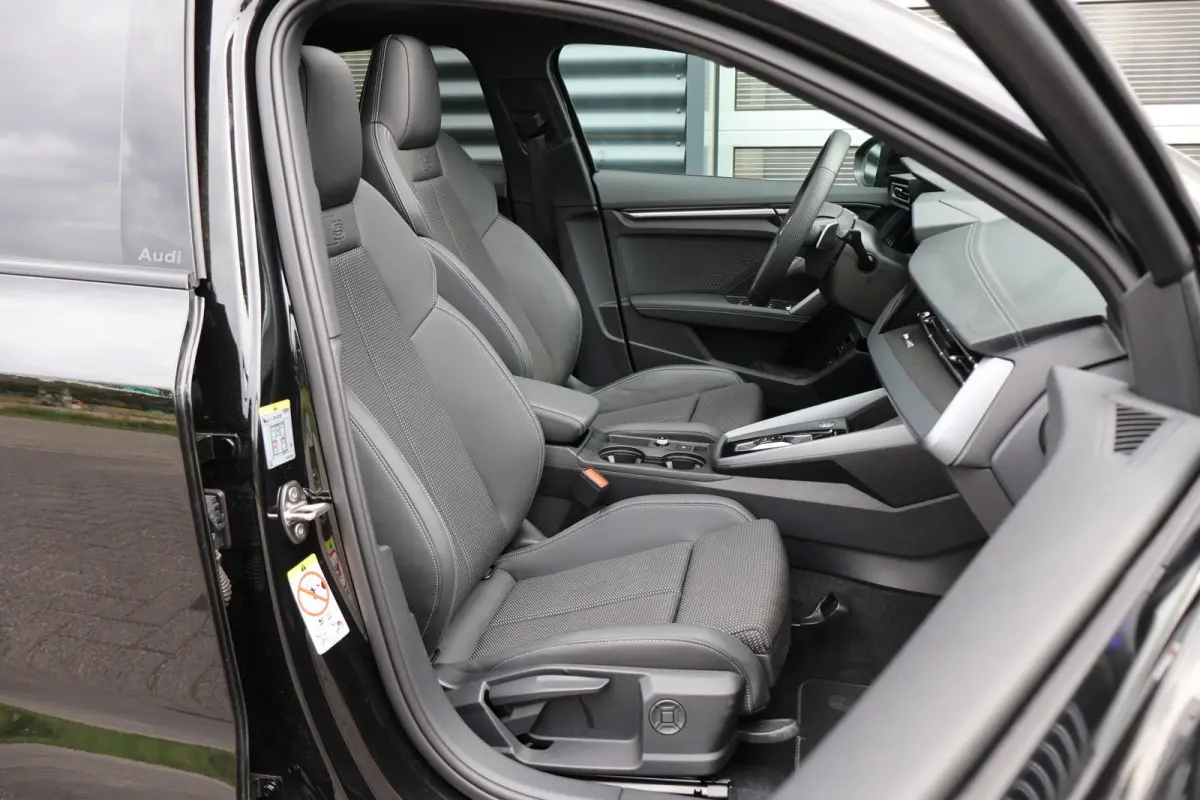45 TFSIe 272pk S edition Competition | Panoramadak | SoH 100% | SONOS | Head-up Display | Stoelverwarming | Achteruitrijcamera | Dodehoek sensor