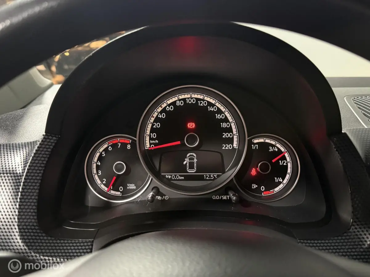 Up! 1.0 BMT Move UP! | AIRCO | BLUETOOTH