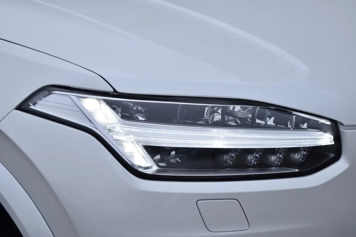 2.0 T8 Recharge AWD R-Design | Trekhaak | HarmanKardon | Panoramadak |
