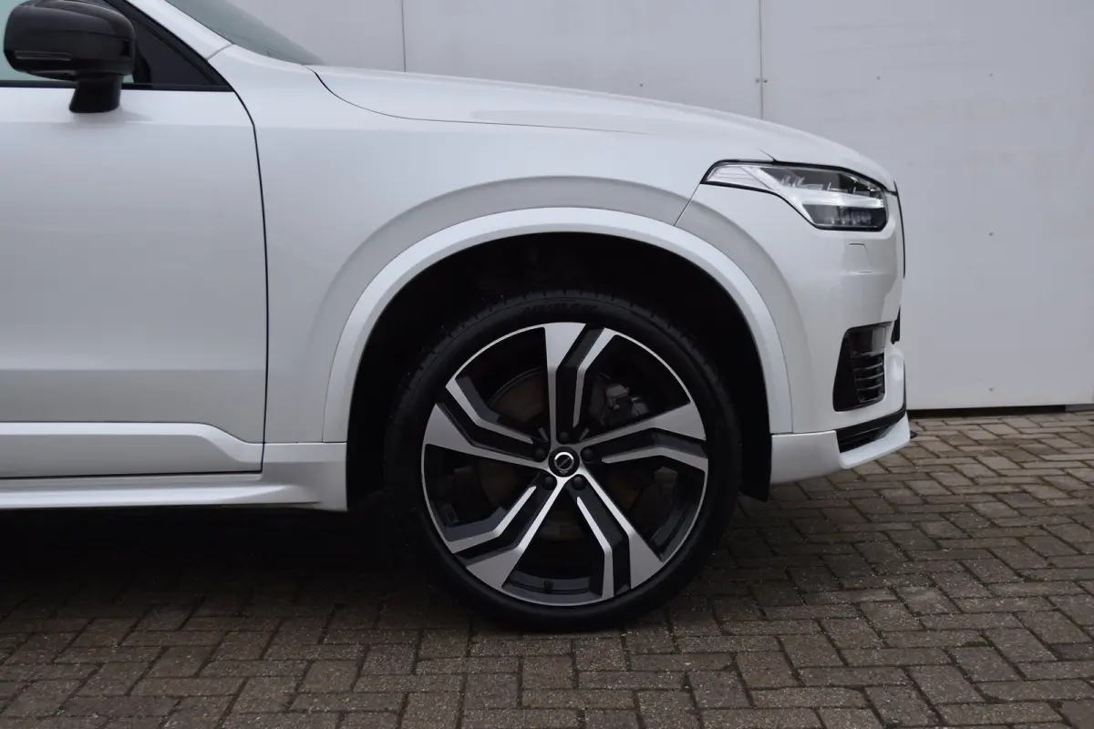 2.0 T8 Recharge AWD R-Design | Trekhaak | HarmanKardon | Panoramadak |