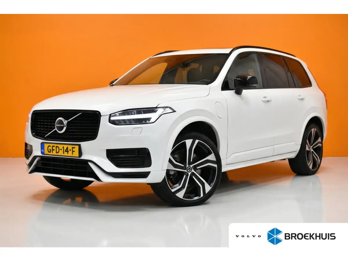2.0 T8 Recharge AWD R-Design | Trekhaak | HarmanKardon | Panoramadak |