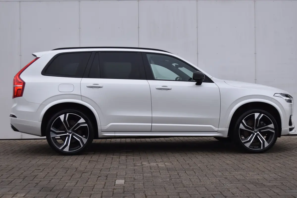 2.0 T8 Recharge AWD R-Design | Trekhaak | HarmanKardon | Panoramadak |