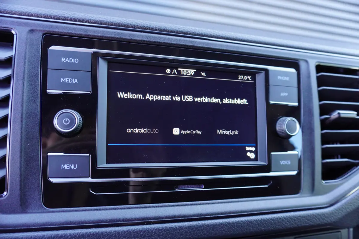 140pk L3H3/L2H2 Apple Carplay Camera Parkeersensoren Airco Bluetooth 3-Zits