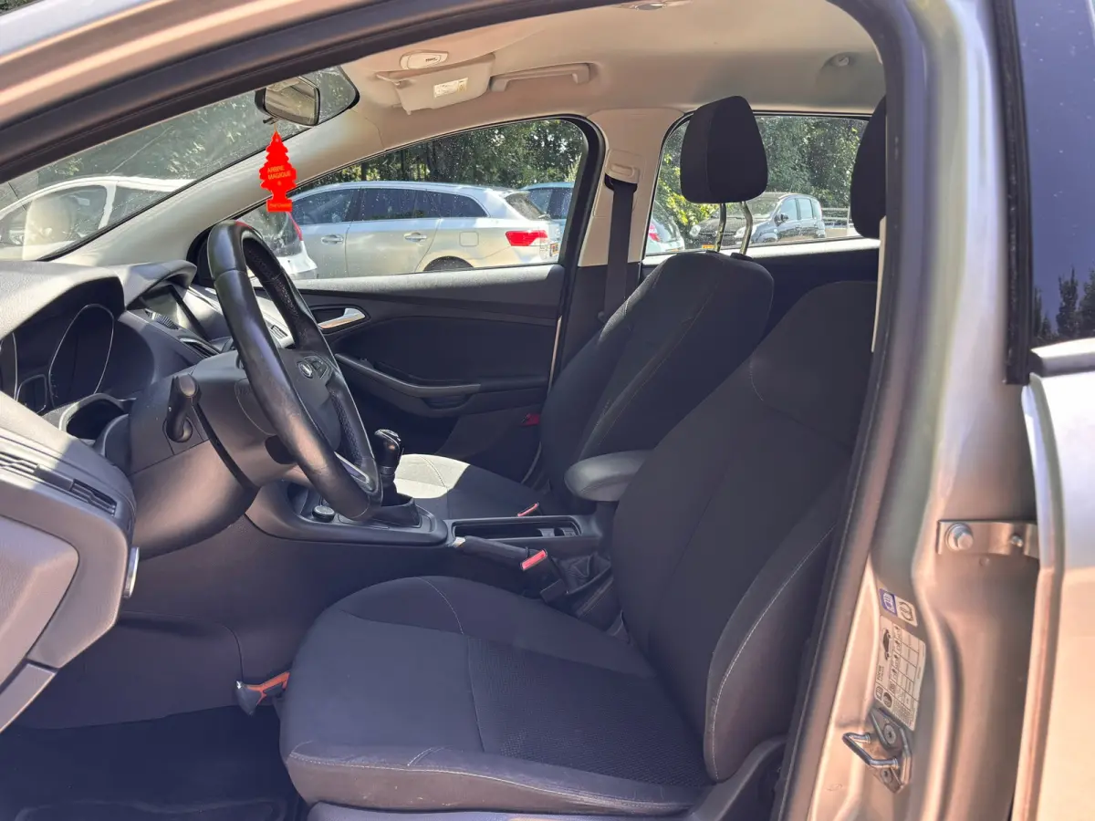 1.0 Lease Edition | Cruise control + Navi Nu € 6.950,- !!!