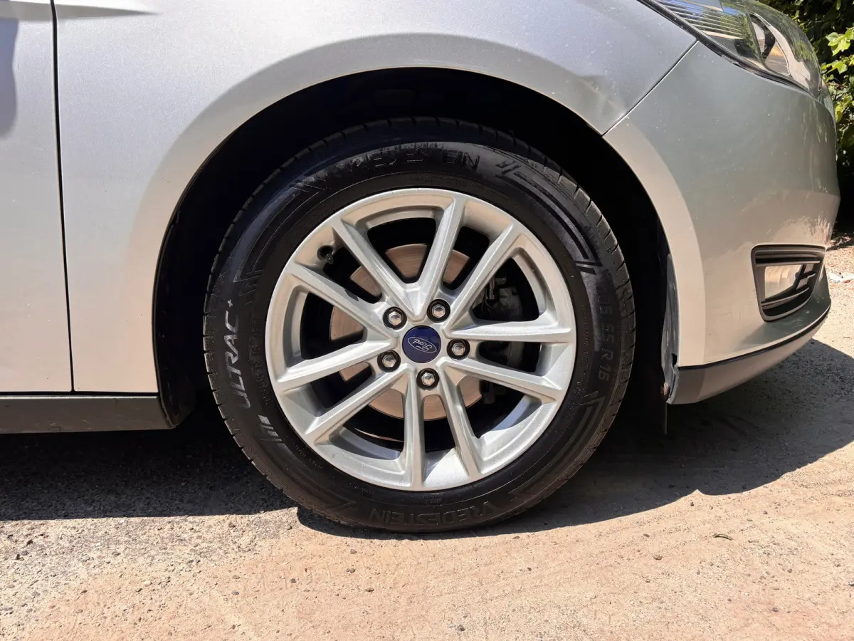 1.0 Lease Edition | Cruise control + Navi Nu € 6.950,- !!!