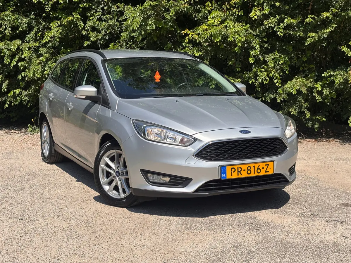 1.0 Lease Edition | Cruise control + Navi Nu € 6.950,- !!!