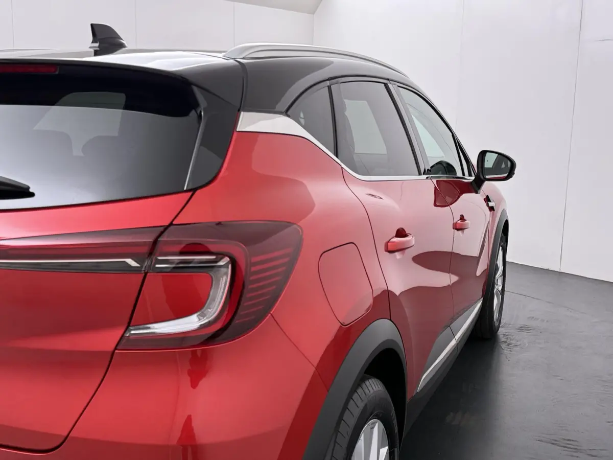 TCe 140 EDC Intens | AUTOMAAT | Trekhaak | Parkeercamera | Navigatie |