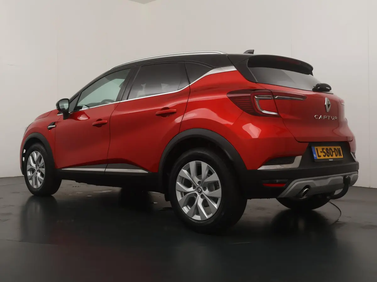 TCe 140 EDC Intens | AUTOMAAT | Trekhaak | Parkeercamera | Navigatie |