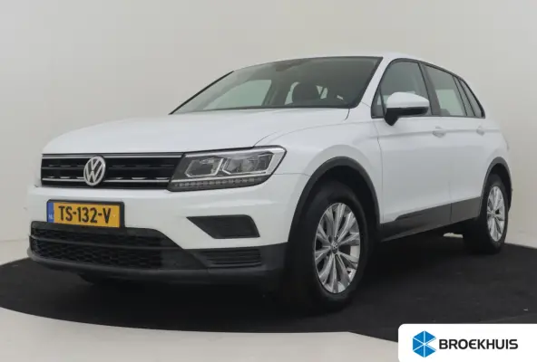 1.4 TSI Trendline 125PK | Tekhaak | Keyless entry/start | Cruise control | Climate control | LED | 17"LMV