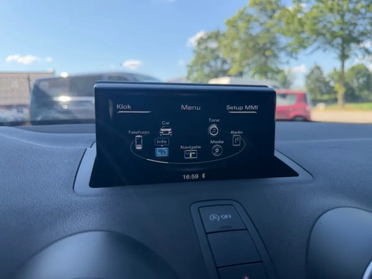 1.0 TFSI ADRENALIN