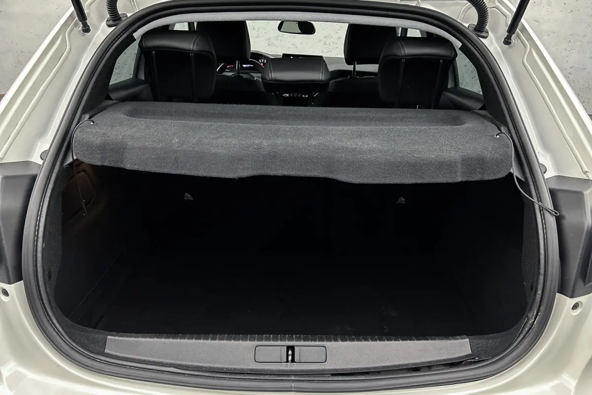 1.2 PureTech Allure | Camera | Half lederen bekleding | Stoelverwarming