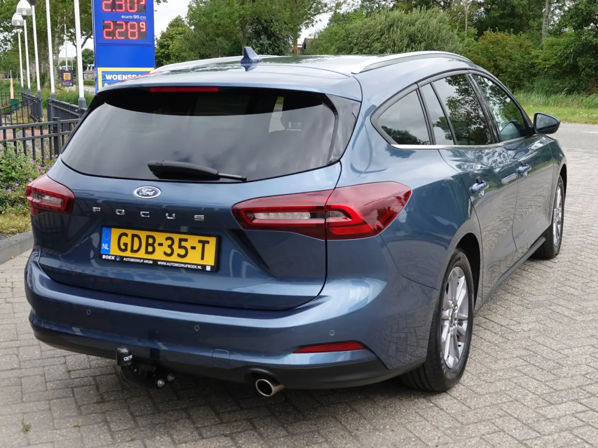 1.0 EcoBoost Hybrid Titanium AUTOM. | PDC V+A | NAVI | CRUISE