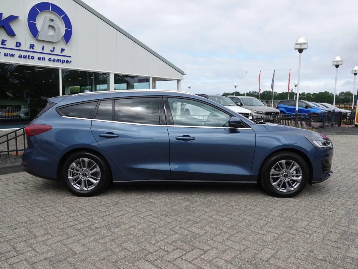 1.0 EcoBoost Hybrid Titanium AUTOM. | PDC V+A | NAVI | CRUISE