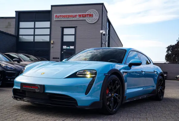 4S 93 kWh | 4 Wiel besturing | Bose | Camera | Ijsblauw Metallic | 490PK