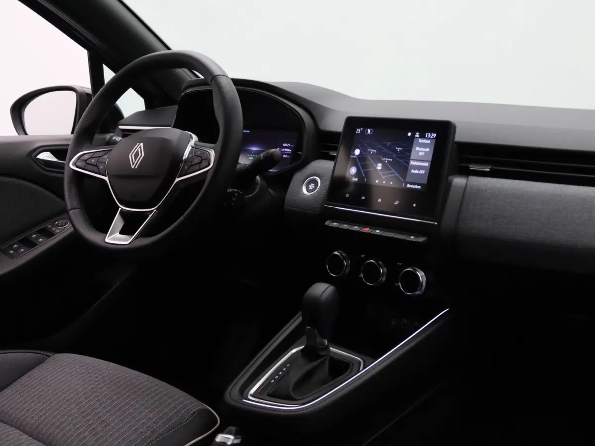 145pk E-Tech Full Hybrid techno Apple Carplay/Android Auto | Climate