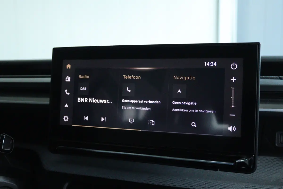 1.2 Hybrid 145 Max | Cruise Control | Navi | Camera | Climate Control | Carplay | LMV | LED