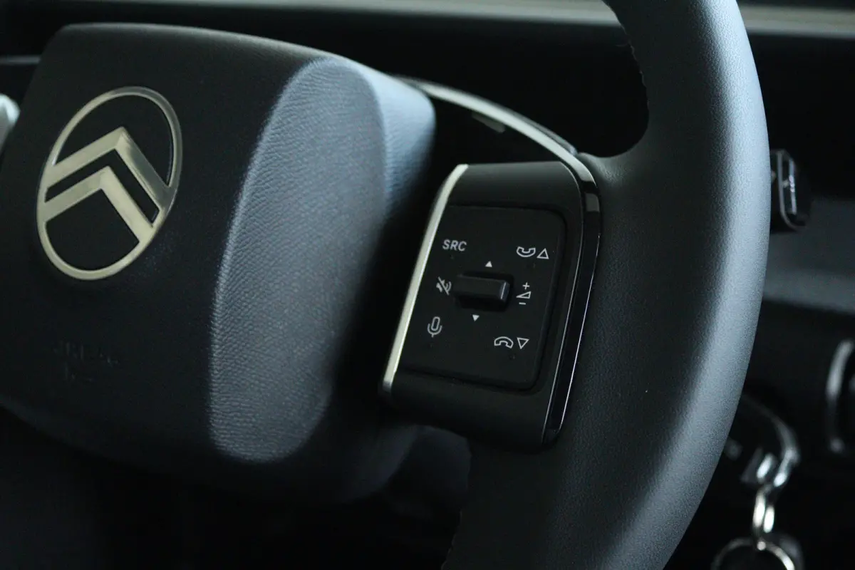1.2 Hybrid 145 Max | Cruise Control | Navi | Camera | Climate Control | Carplay | LMV | LED