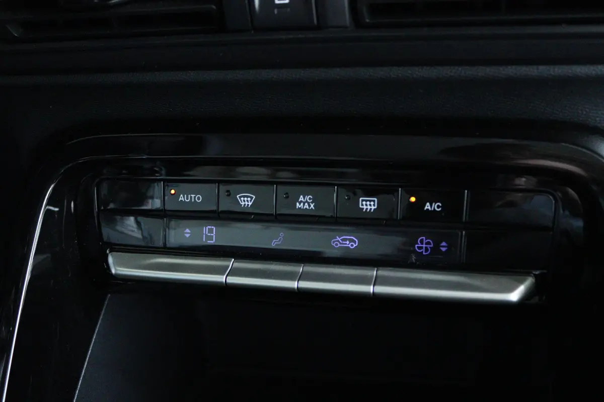 1.2 Hybrid 145 Max | Cruise Control | Navi | Camera | Climate Control | Carplay | LMV | LED